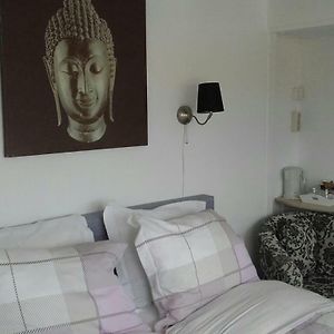 Standard Zimmer mit Kingsize-Bett